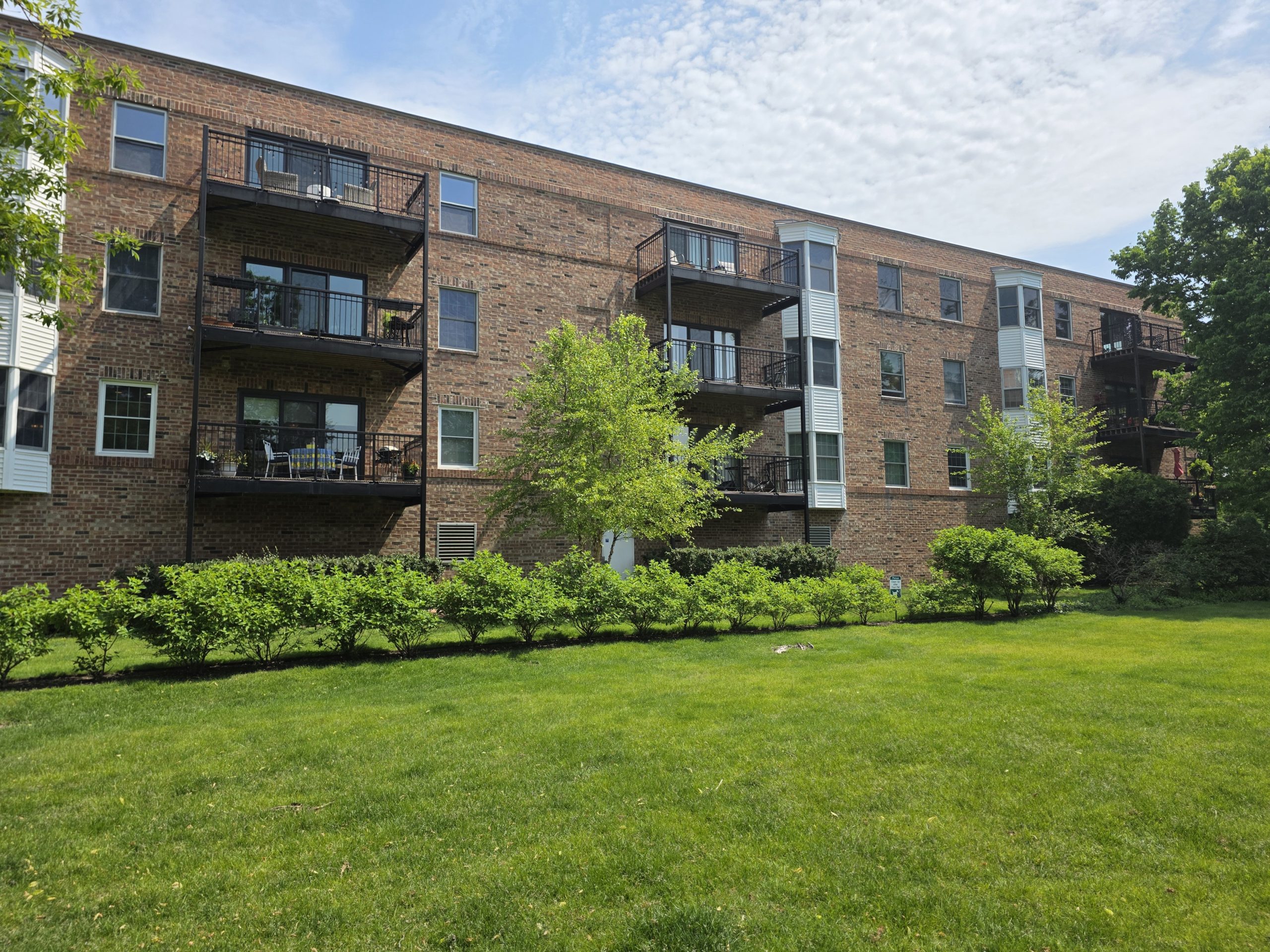 Lintel Replacement, Tuckpointing, Caulking, Masonry Restoration - Evanston, IL